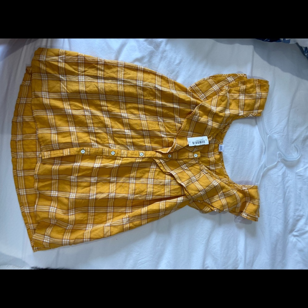 Women’s large cap sleeve shirt